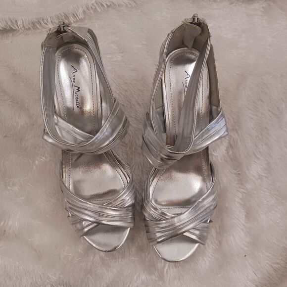 Ann Michelle hustler silver heels size 8.5 - Picture 1 of 9